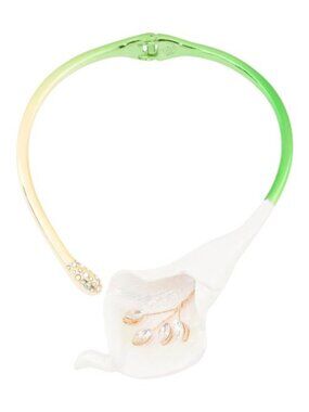 BETSEY JOHNSON Calla Lily Collar Necklace